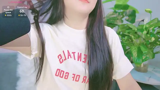 Snapshot of Cherry-26 chatting on September 2025 01:39:02 PM Cherry-26 online show from September 2025 01:39:02 PM
