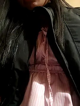 Snapshot of tulipsexy chatting on February 2026 03:06:01 AM tulipsexy online show from February 2026 03:06:01 AM