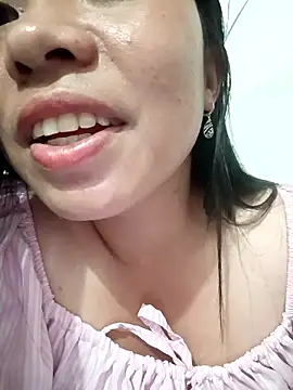 Snapshot of tulipsexy chatting on February 2026 06:26:01 AM tulipsexy online show from February 2026 06:26:01 AM