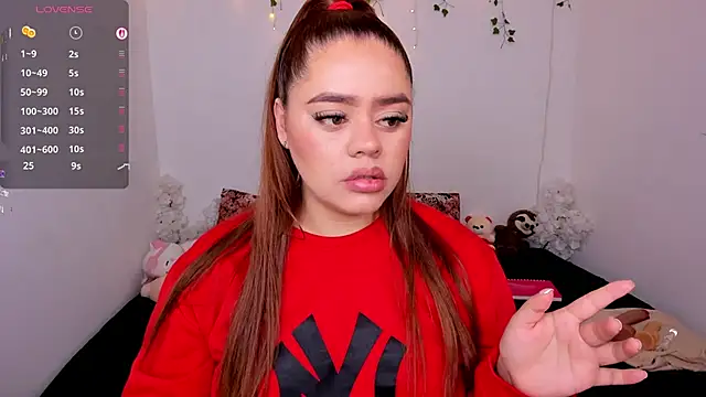 isabella arias2 online show from April 2026 06:04:02 AM