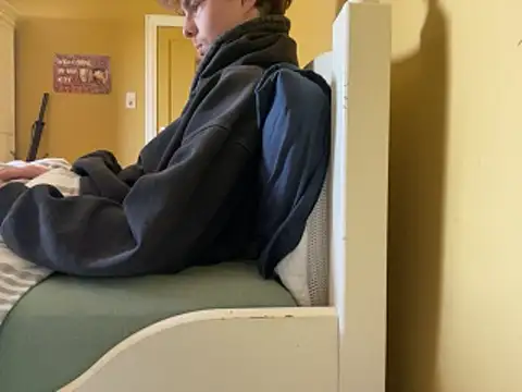 Snapshot of Randy9222 chatting on March 2026 10:48:01 AM Randy9222 online show from March 2026 10:48:01 AM