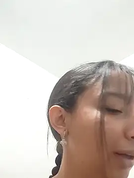 Vale stone  online show from February 2026 11:36:02 PM