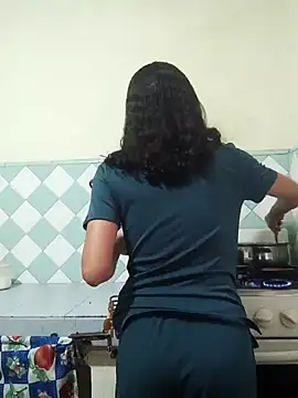 Vale stone  online show from January 2026 10:47:01 PM