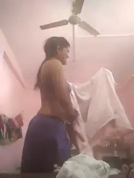 Snapshot of Hott_cutgirl chatting on October 2025 07:54:01 AM Hott cutgirl online show from October 2025 07:54:01 AM