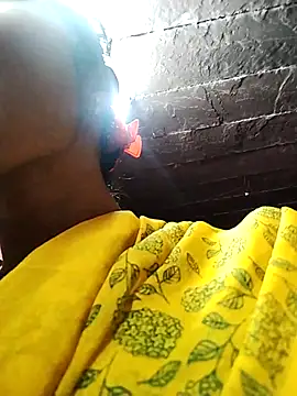 Snapshot of R_Roshni chatting on September 2025 06:25:02 PM R Roshni online show from September 2025 06:25:02 PM