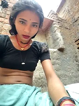 Snapshot of R_Roshni chatting on May 2026 01:36:02 AM R Roshni online show from May 2026 01:36:02 AM
