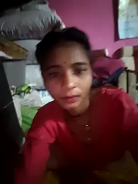 Snapshot of R_Roshni chatting on November 2025 11:26:02 PM R Roshni online show from November 2025 11:26:02 PM