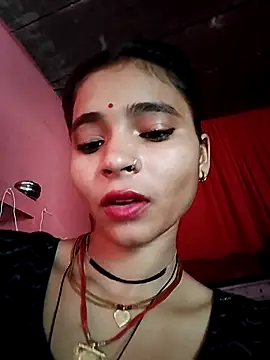 Snapshot of R_Roshni chatting on October 2025 04:39:01 AM R Roshni online show from October 2025 04:39:01 AM