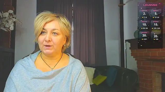 Snapshot of Marta_Wils chatting on October 2025 05:06:01 AM Marta Wils online show from October 2025 05:06:01 AM