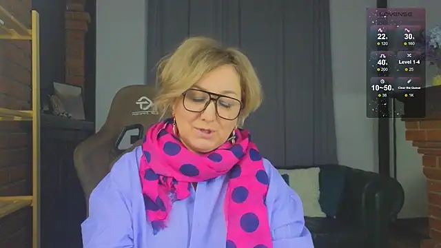 Snapshot of Marta_Wils chatting on December 2025 04:13:02 AM Marta Wils online show from December 2025 04:13:02 AM