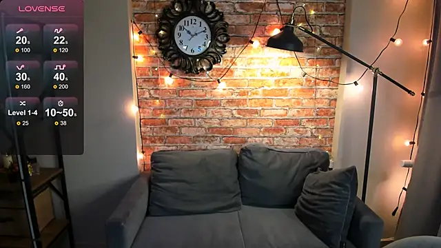 Snapshot of nancy_posh chatting on February 2026 03:43:01 PM nancy posh online show from February 2026 03:43:01 PM