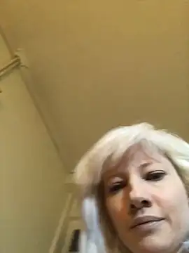 juliaoneandonly online show from October 2025 08:59:01 AM