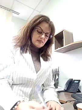 ValeriaLove43211 online show from November 2025 12:20:02 PM