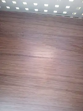 ValeriaLove43211 online show from April 2026 10:28:01 AM