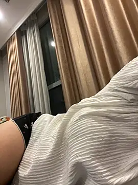 Milky-milk online show from May 2026 02:39:02 PM