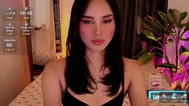 Divine Goddesss online show from November 2025 04:34:02 AM