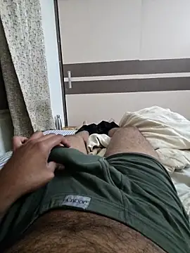 thick hard dick online show from February 2026 07:24:01 PM