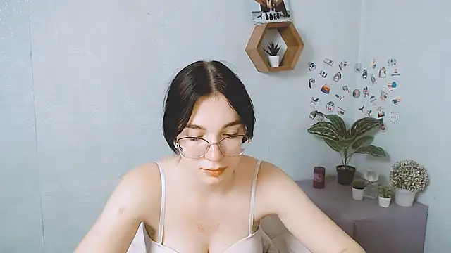 MiraBabe  online show from October 2025 07:21:01 AM