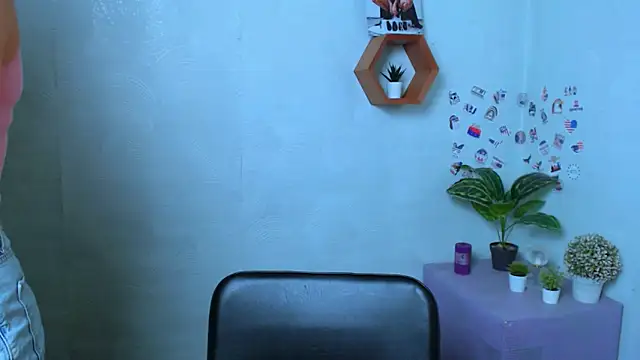 EvelinaMiss  online show from October 2025 07:03:01 PM