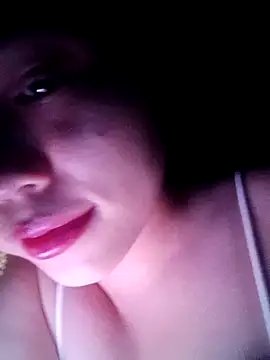 Linhchi6920 online show from September 2025 05:50:01 PM