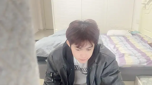 xlong00099 online show from November 2025 12:42:02 PM