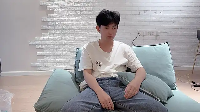 xlong00099 online show from September 2025 07:45:02 AM