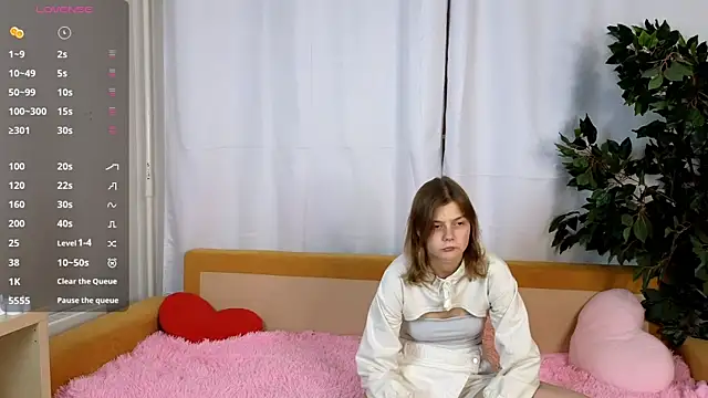MeridethMondoux online show from October 2025 02:51:01 PM