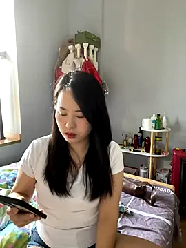 wxj1019 online show from November 2025 04:33:02 AM