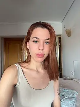 Snapshot of MollyXoXo chatting on June 2026 03:32:01 PM MollyXoXo online show from June 2026 03:32:01 PM