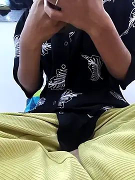 sassyishhu76 online show from October 2025 07:40:01 AM