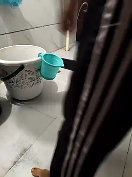 sassyishhu76 online show from November 2025 06:17:02 AM