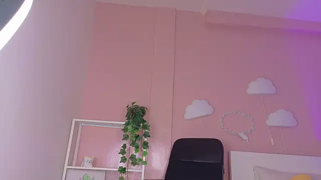 KeendraFox  online show from July 2026 09:28:02 AM
