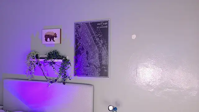 KeendraFox  online show from April 2026 11:35:01 AM