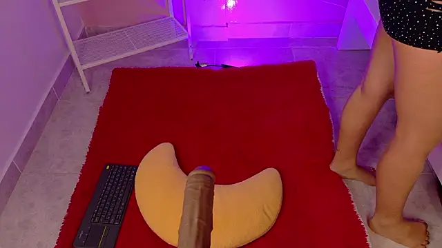 KeendraFox  online show from February 2026 11:31:02 AM