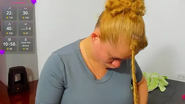 Cherrysweetyx online show from January 2026 03:59:02 PM