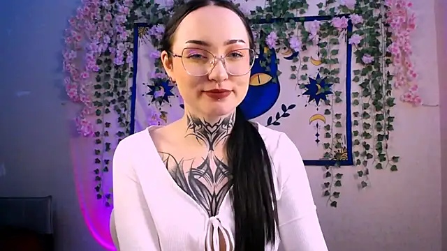 Snapshot of MollyKissy chatting on April 2026 04:55:02 PM MollyKissy online show from April 2026 04:55:02 PM