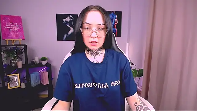 MollyKissy online show from November 2025 09:35:01 AM