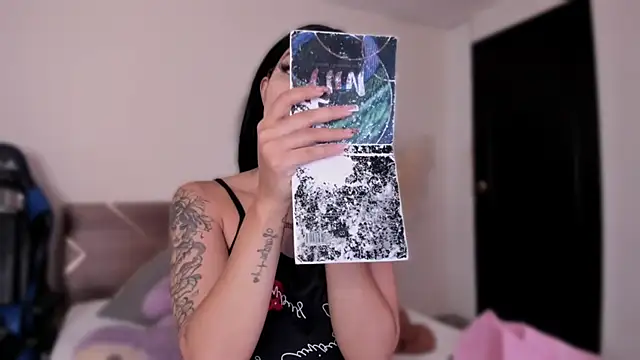 SofiaClarkson online show from November 2025 11:36:01 AM