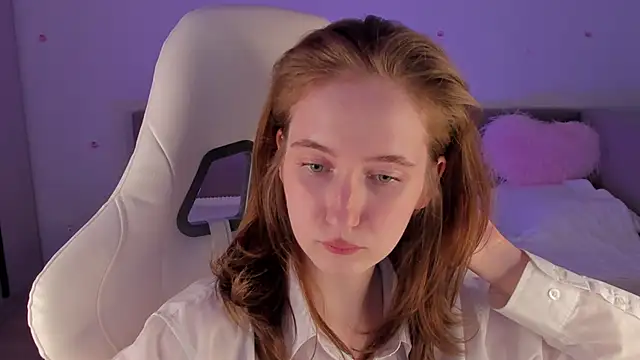 CrystalSoul  online show from October 2025 12:03:01 PM