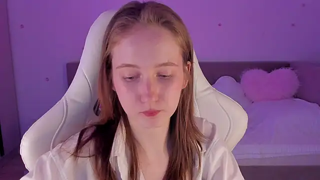 CrystalSoul  online show from November 2025 07:29:01 PM