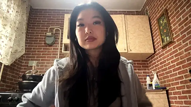 EmmaLeexth online show from March 2026 10:12:02 AM