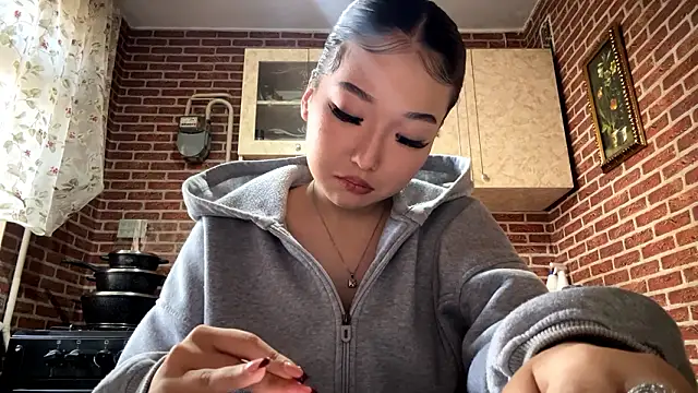 EmmaLeexth online show from March 2026 11:32:02 AM