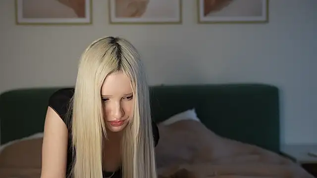 Laura Obsidian online show from December 2025 11:11:01 AM