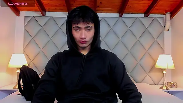 Snapshot of Clement_Reyes chatting on November 2025 12:49:01 PM Clement Reyes online show from November 2025 12:49:01 PM