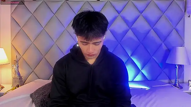 Snapshot of Clement_Reyes chatting on November 2025 01:26:02 PM Clement Reyes online show from November 2025 01:26:02 PM