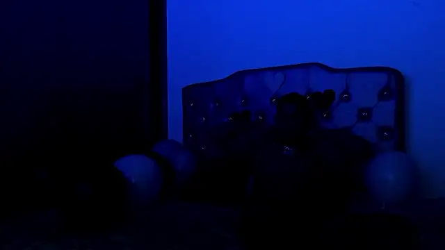 IslaRose7 online show from February 2026 06:08:02 PM