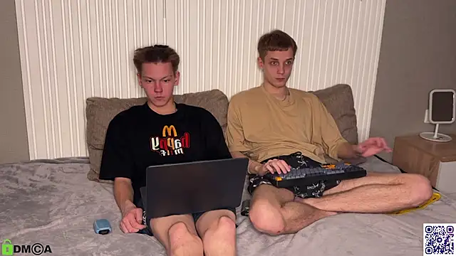 Snapshot of Eaton_ chatting on October 2025 06:43:02 PM Eaton online show from October 2025 06:43:02 PM