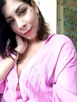 Snapshot of Dominika_a chatting on October 2025 01:08:02 PM Dominika a online show from October 2025 01:08:02 PM
