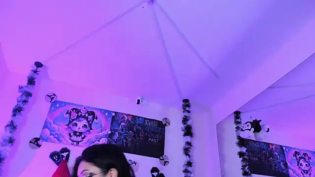 SabrinaV  online show from January 2026 11:25:02 AM