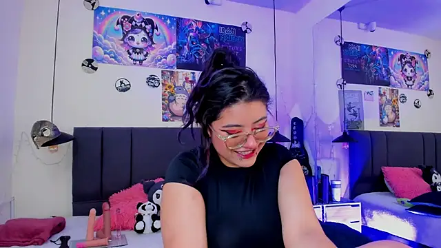 Snapshot of SabrinaV_ chatting on June 2026 11:21:02 AM SabrinaV online show from June 2026 11:21:02 AM